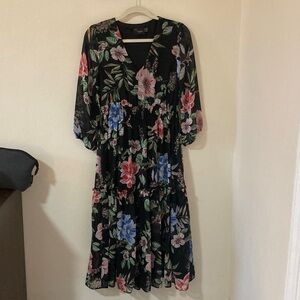 Just...Taylor Black Floral Midi Dressfmodest floral all season dress.
